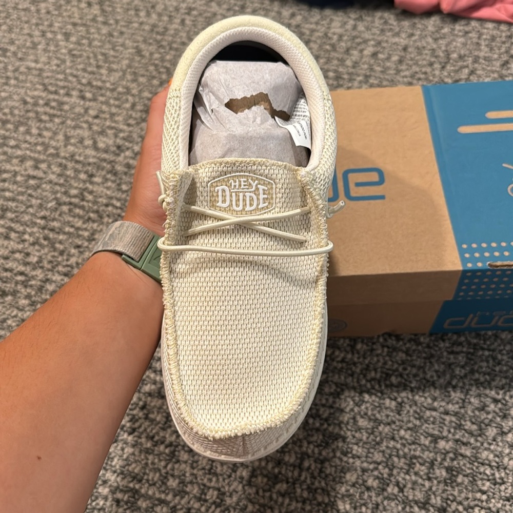 Hey Dude Youth Funk Mono in Neutral tan